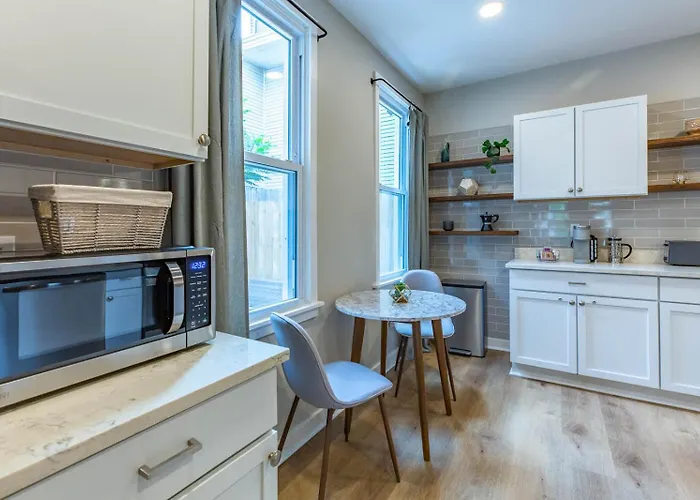 2 King Beds - Free Parking - Bbq - Arcade - Patio